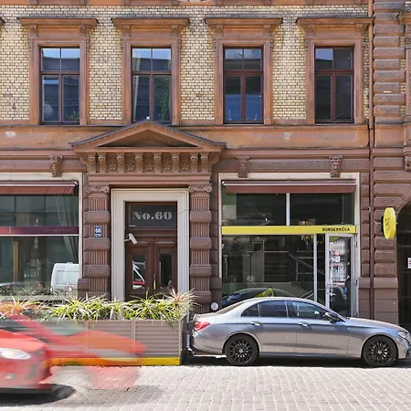 Spacious 82m2 Elegant Flat In The Heart Of