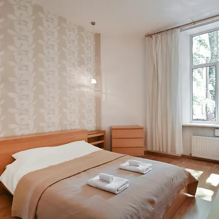 Apartment Spacious 82m2 Elegant Flat In The Heart Of *